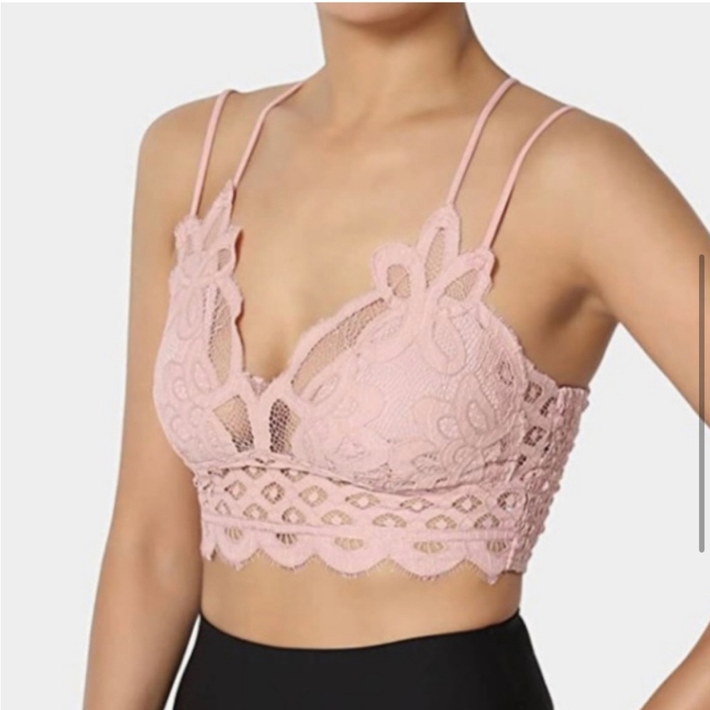NWT ZENANA Flirty Full Size Padded Lace Bralette 3X
Blush (Peachy Pink)